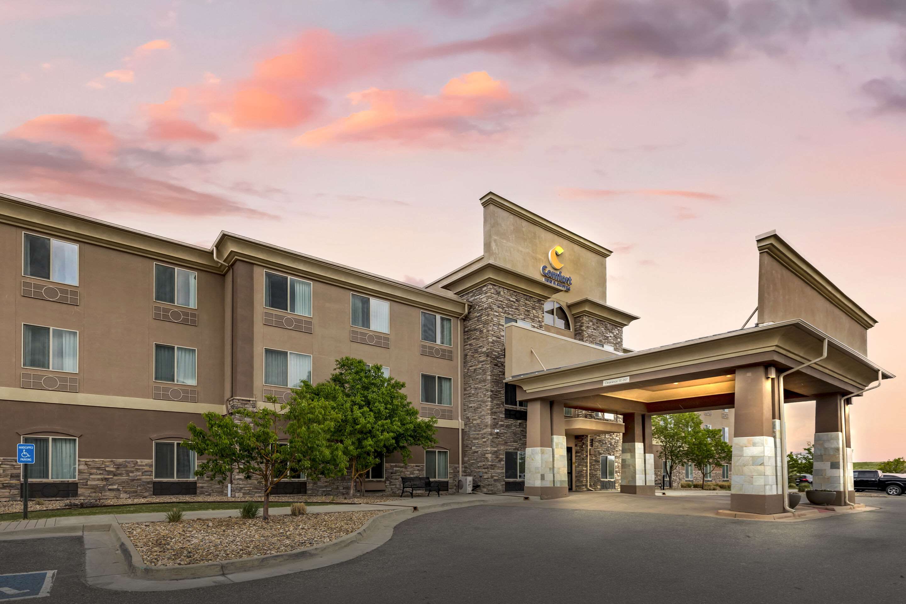 Twilight | Comfort Inn & Suites Brighton Denver NE Medical Center