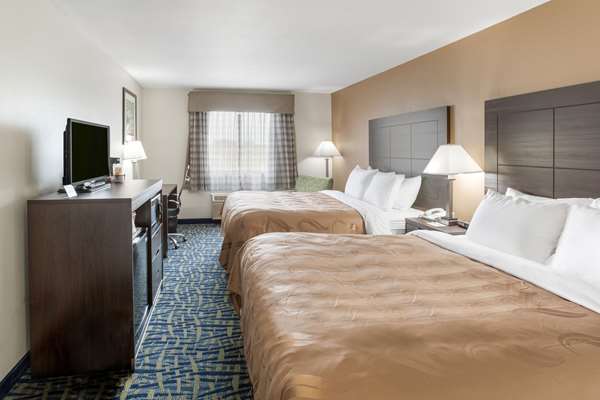  - Quality Inn Rochelle - I-39, Exit 99