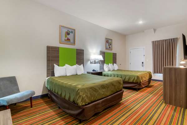 Suite - Quality Inn & Suites Elgin