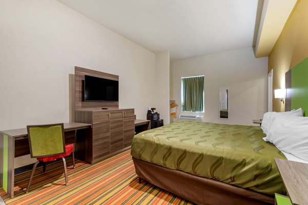 - Quality Inn & Suites Elgin