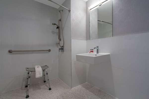  - Microtel Inn & Suites by Wyndham Long Island City