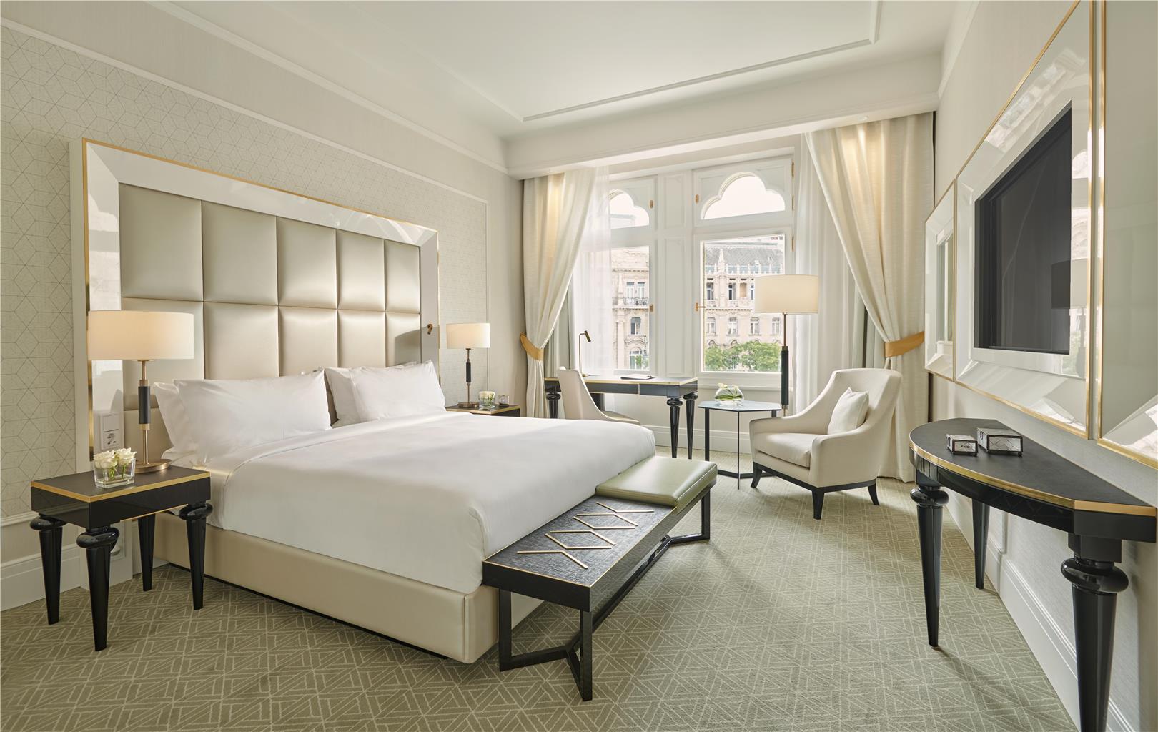 Guest photo