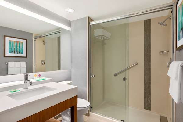  - Hyatt Place Hotel Town Center Virginia Beach - I-264, Exit 17