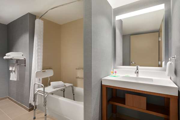  - Hyatt Place Hotel Town Center Virginia Beach - I-264, Exit 17