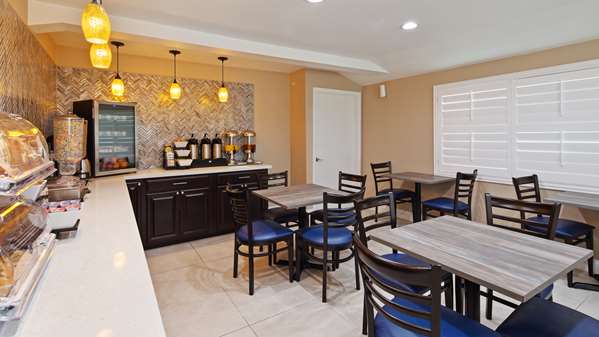Amenities - SureStay Plus by Best Western West Chula Vista - I-5, Exit 7B