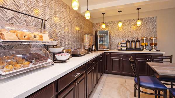 Amenities - SureStay Plus by Best Western West Chula Vista - I-5, Exit 7B