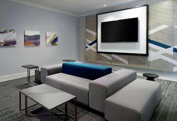  - Hilton Garden Inn Buckhead Atlanta