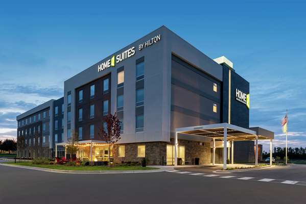 Exterior view - Home2 Suites by Hilton Appleton - I-41, Exit 137