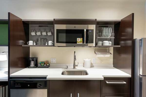  - Home2 Suites by Hilton Appleton - I-41, Exit 137