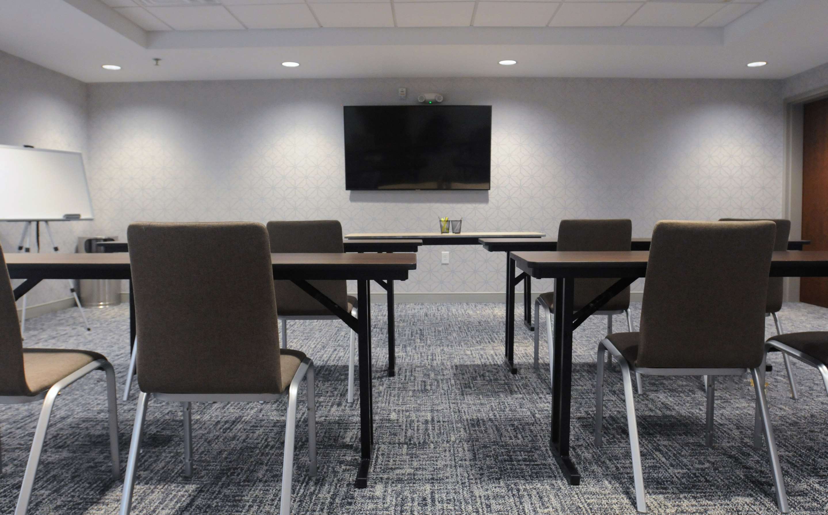 Meeting Room | Hampton Inn Camden, SC