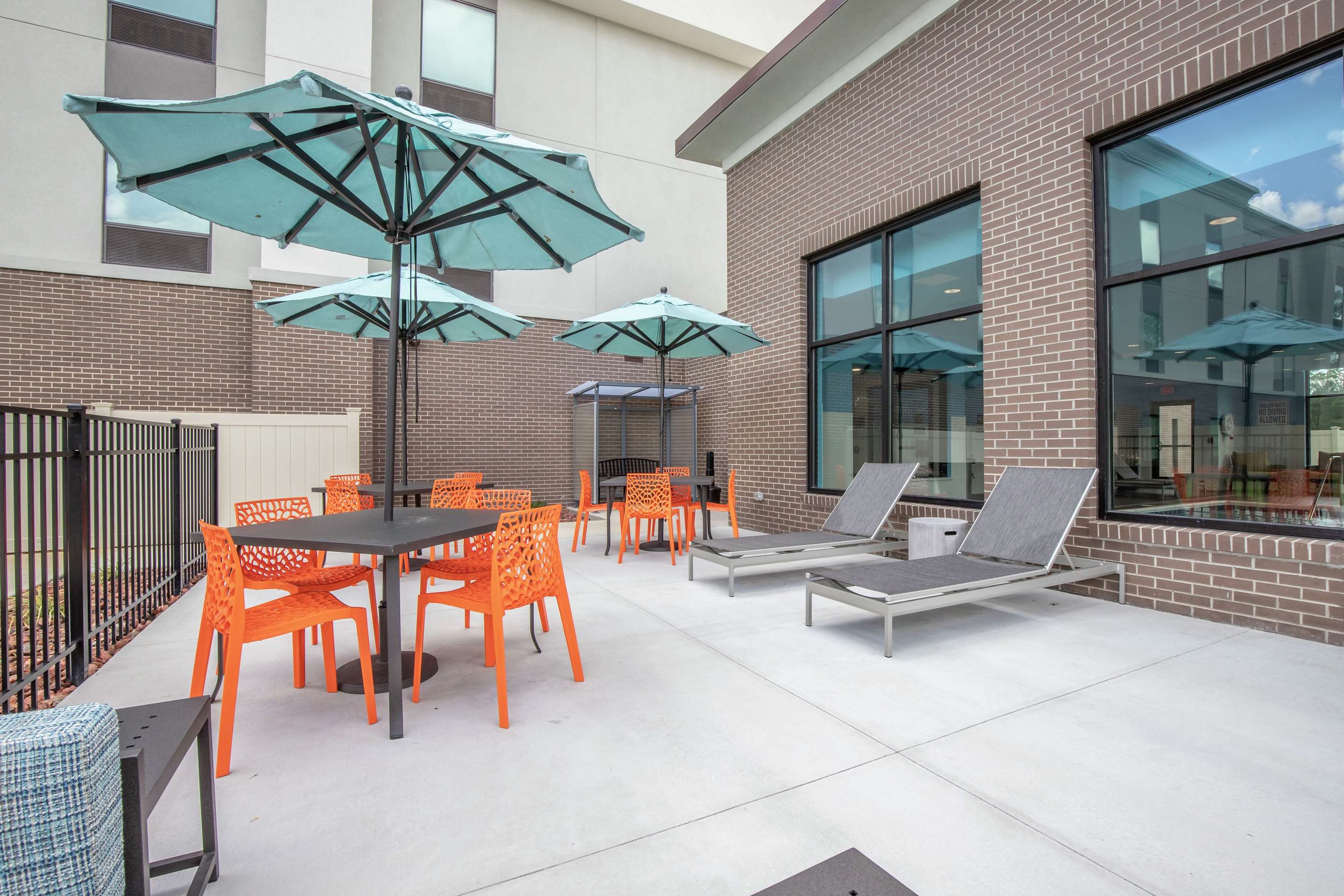 Exterior | Hampton Inn Camden, SC