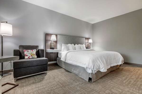  - Hampton Inn Camden