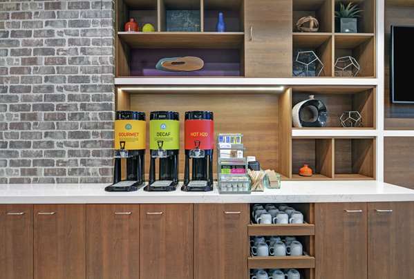 Restaurant - Home2 Suites by Hilton Bettendorf - I-74, Exit 2