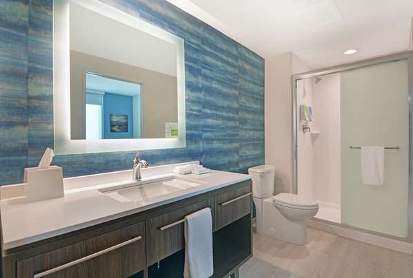  - Home2 Suites by Hilton Bettendorf - I-74, Exit 2