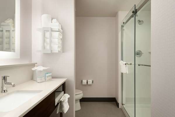  - Hampton Inn & Suites Norman