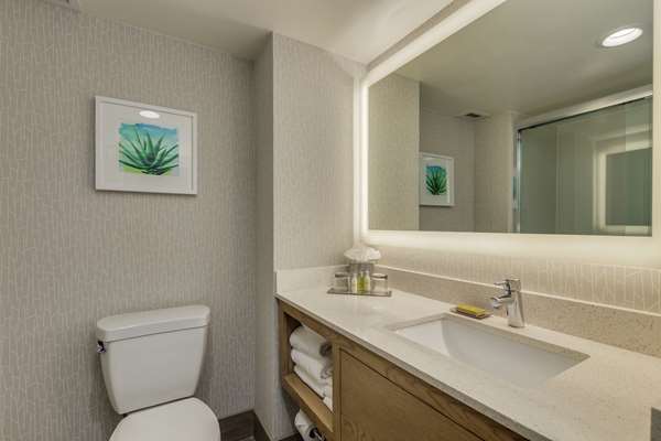  - DoubleTree by Hilton Chandler - I-10, Exit 160