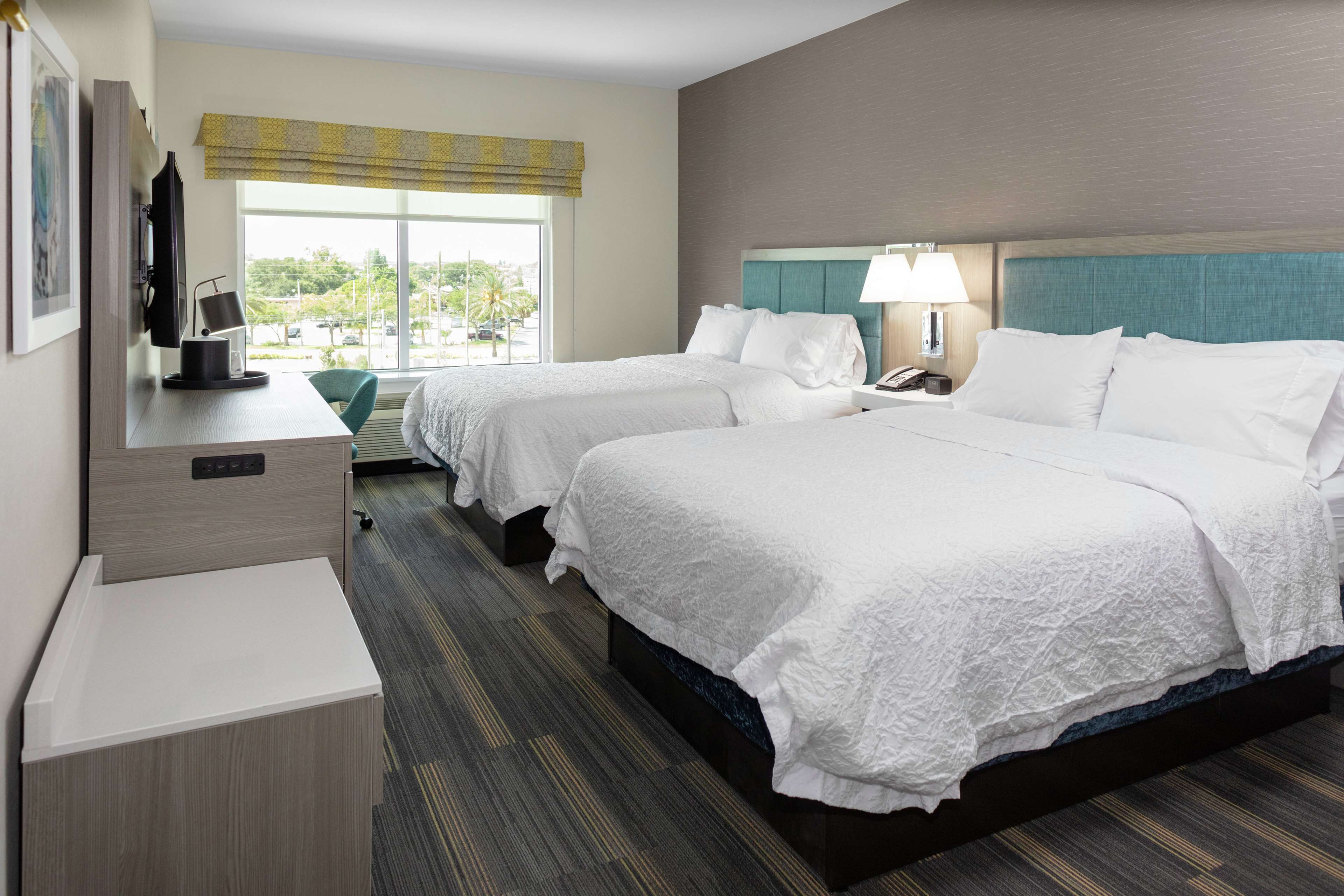 Hampton Inn by Hilton Dunedin Room Type - 2QN MOB HEARING ACC TUB NS