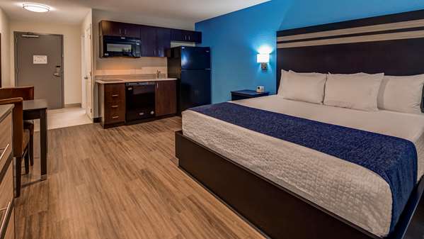  - SureStay Plus by Best Western Humble - I-69, Exit 145