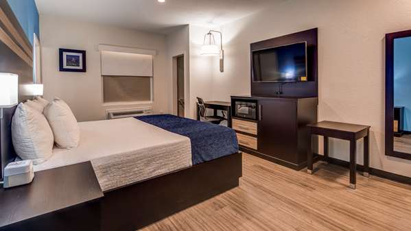  - SureStay Plus by Best Western Humble - I-69, Exit 145