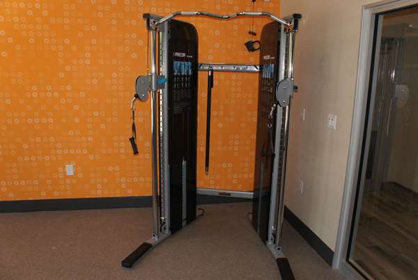 Fitness/ Exercise Room - La Quinta Inn & Suites Bloomington
