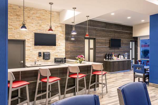 Bar - La Quinta Inn & Suites Bloomington