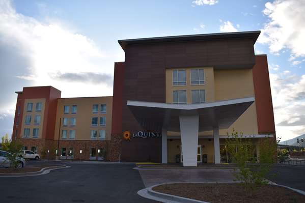 Exterior view - La Quinta Inn & Suites Flagstaff - I-40, Exit 198