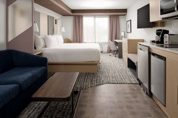 Suite - Best Western Premier Keizer Salem Hotel