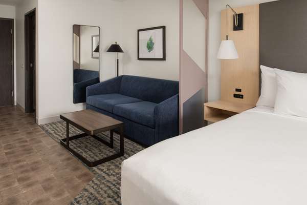 Suite - Best Western Premier Keizer Salem Hotel