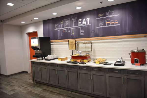 Amenities - Hampton Inn & Suites Lenoir