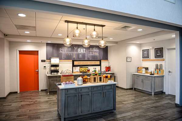 Amenities - Hampton Inn & Suites Lenoir