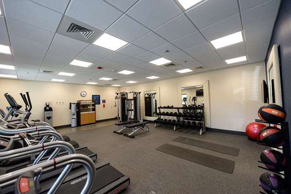 Fitness/ Exercise Room - Hampton Inn & Suites Lenoir