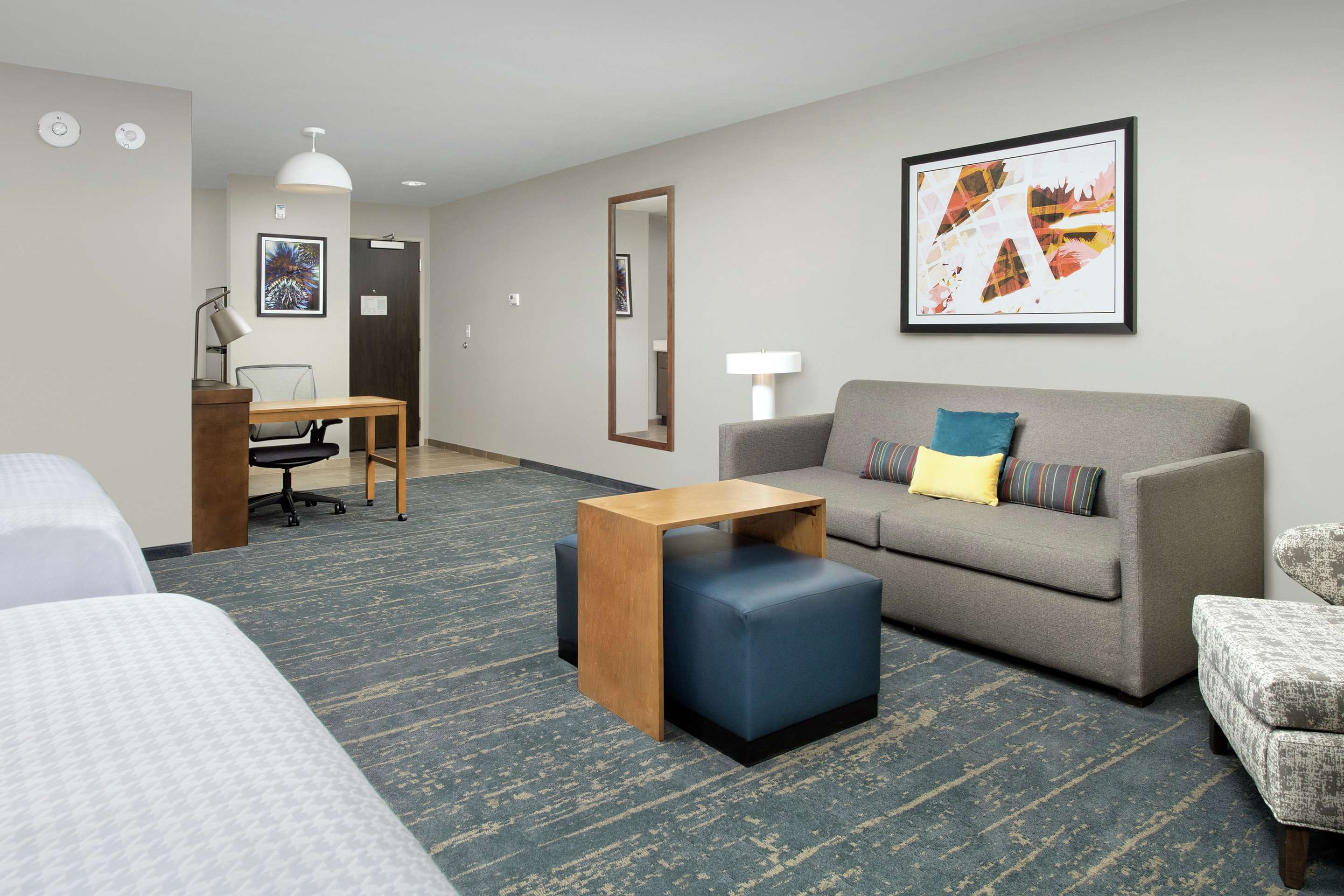 Guest room