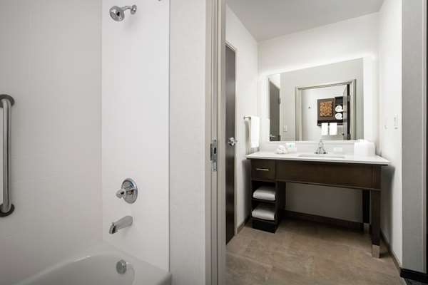  - Homewood Suites by Hilton Airport Denver