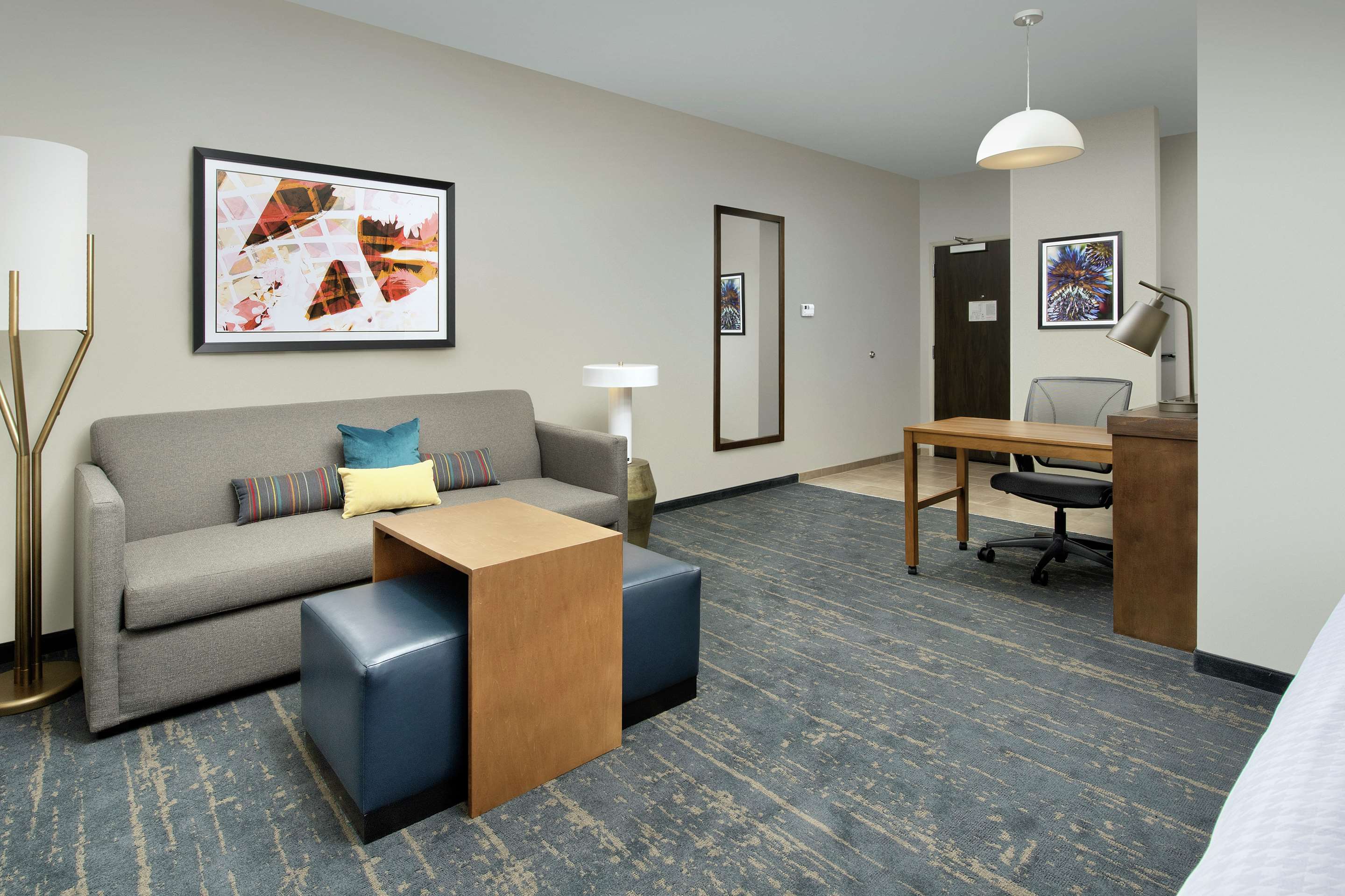 Guest room