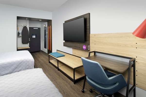  - Tru by Hilton Hotel Airport Denver