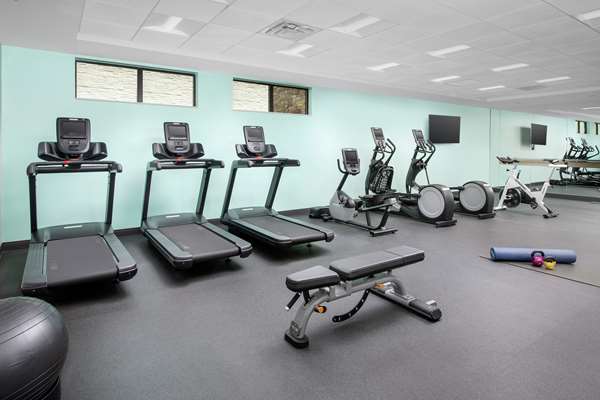 Fitness/ Exercise Room - Tru by Hilton Hotel Airport Denver