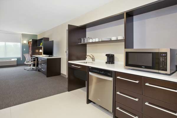  - Home2 Suites by Hilton West Bloomfield