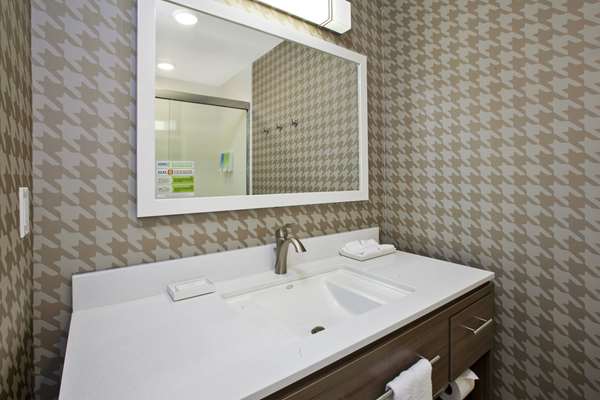 - Home2 Suites by Hilton West Bloomfield