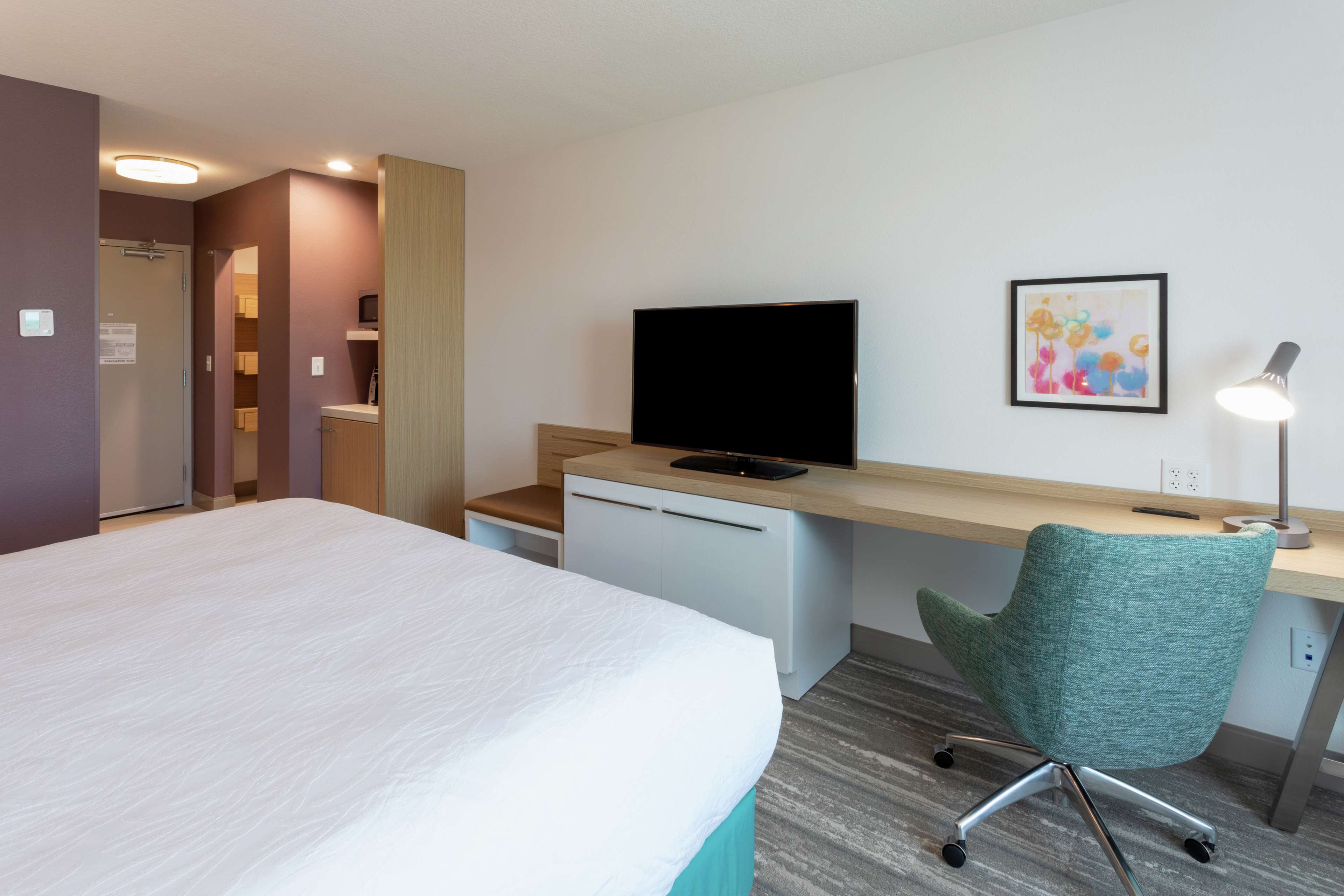 Hilton Garden Inn St. Cloud Room Type - 1 KING HEARING ACCESSIBLE