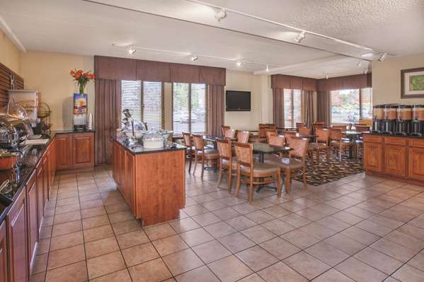  - Baymont Inn & Suites Canton