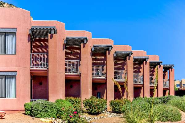 Exterior view - Bell Rock Inn Village of Oak Creek