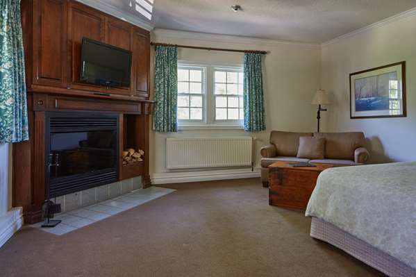  - Sir Sams Inn & Spa Eagle Lake