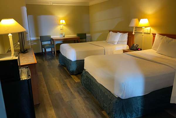  - Travelodge Tuscaloosa - I-20 & I-59, Exit 73