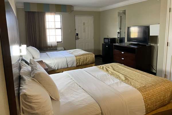  - Travelodge Tuscaloosa - I-20 & I-59, Exit 73