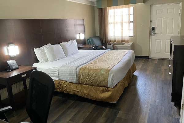  - Travelodge Tuscaloosa - I-20 & I-59, Exit 73