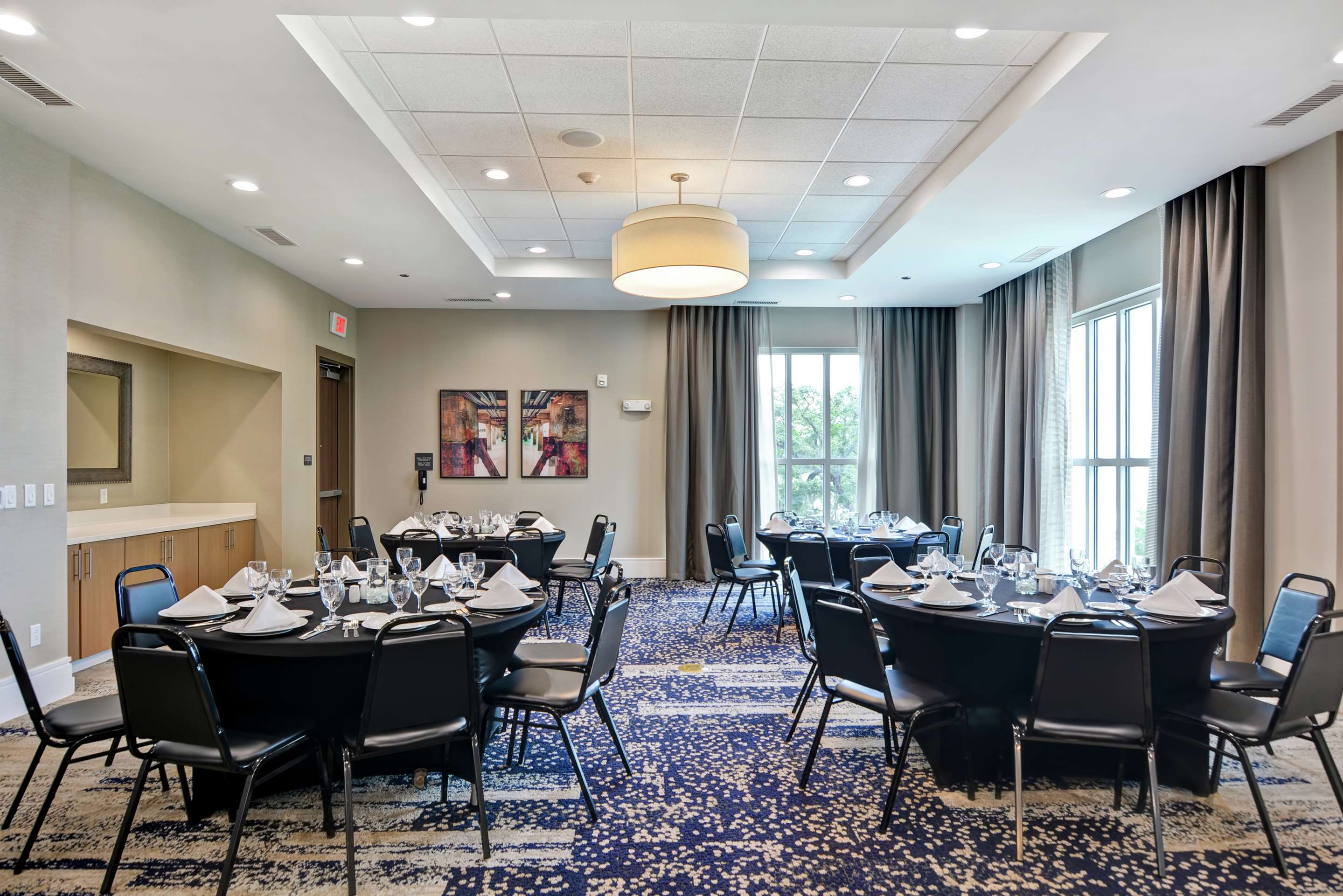 Restaurant | Hilton Garden Inn Biloxi