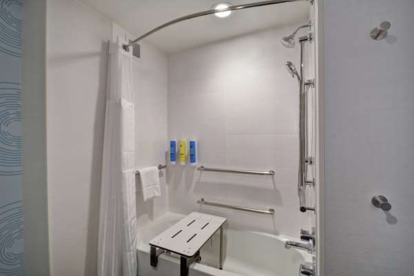  - Tru by Hilton North King's Island Mason - I-71, Exit 25