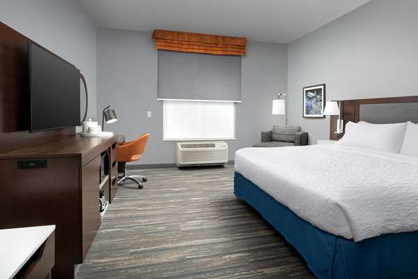  - Hampton Inn & Suites Rapid City - I-90, Exit 59