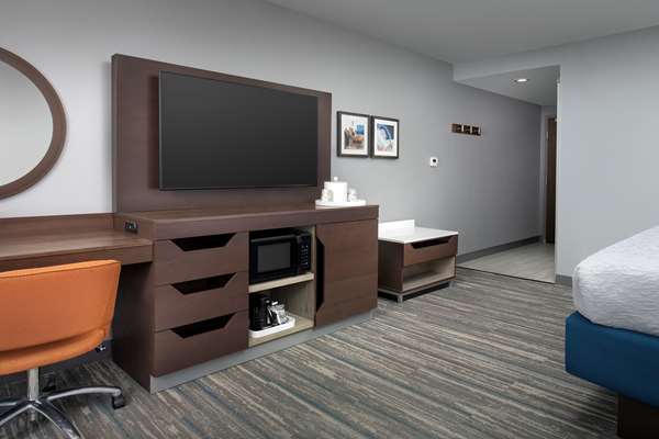  - Hampton Inn & Suites Rapid City - I-90, Exit 59