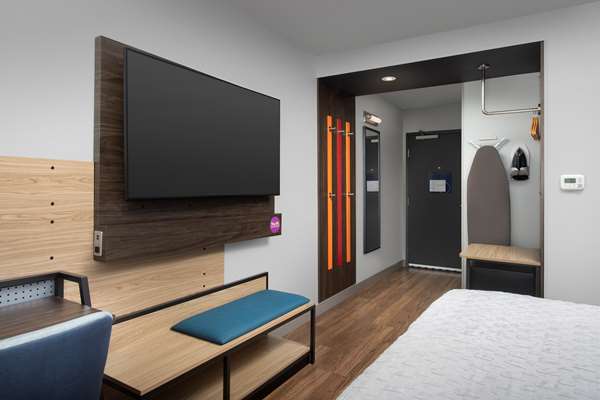  - Tru by Hilton Hotel Rapid City - I-90, Exit 59